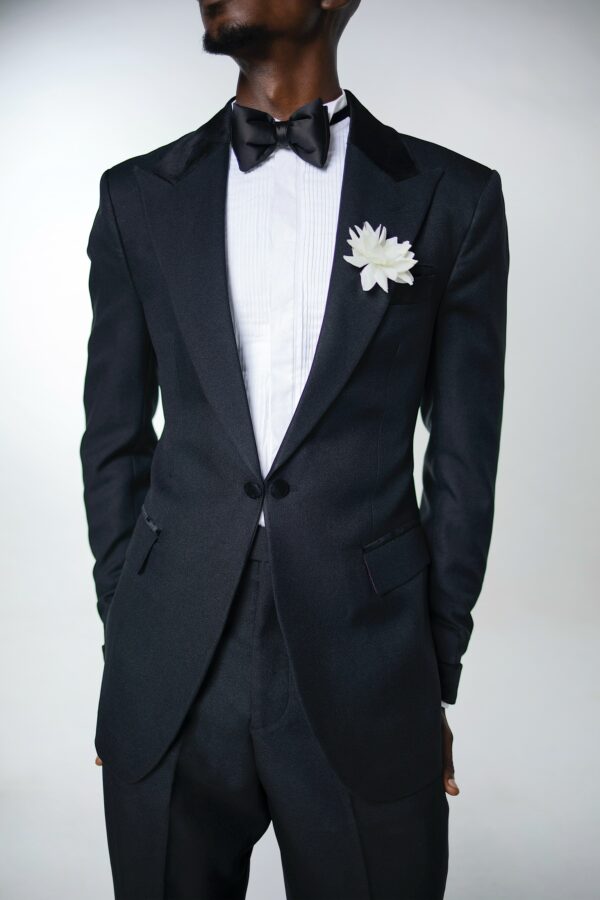 Twin Button Velvet Detailed Suit