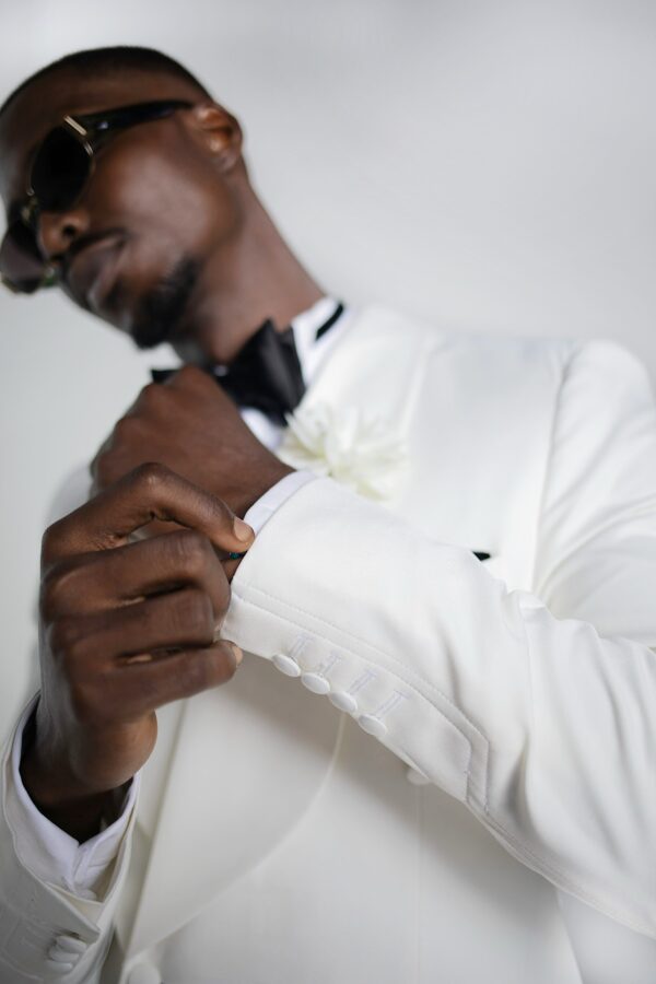 Classic Ivory double breasted shawl lapel tuxedo